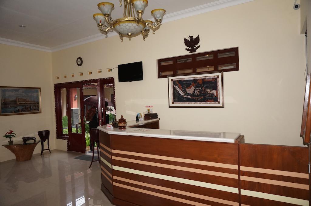3C Familia Residence Jogjakarta Buitenkant foto